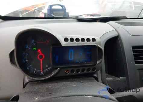 2013 Chevrolet Sonic Ls Auto из США, поврежденный, VIN 1G1JA5SH8D4231155